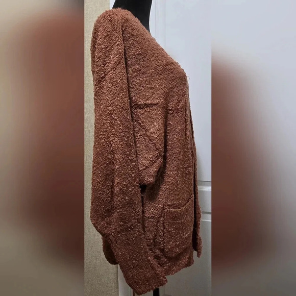 Cardigan #351-353 - Picture 10 of 11